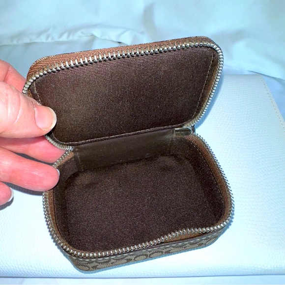 COACH -Khaki Signature Canvas Leather Pill/Jewelry Case - Picture 4 of 7
